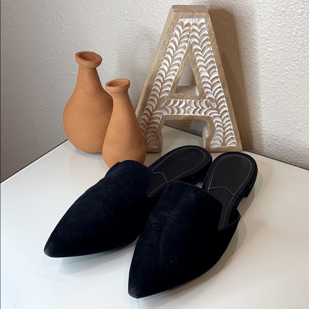 Kendall + Kylie Flats